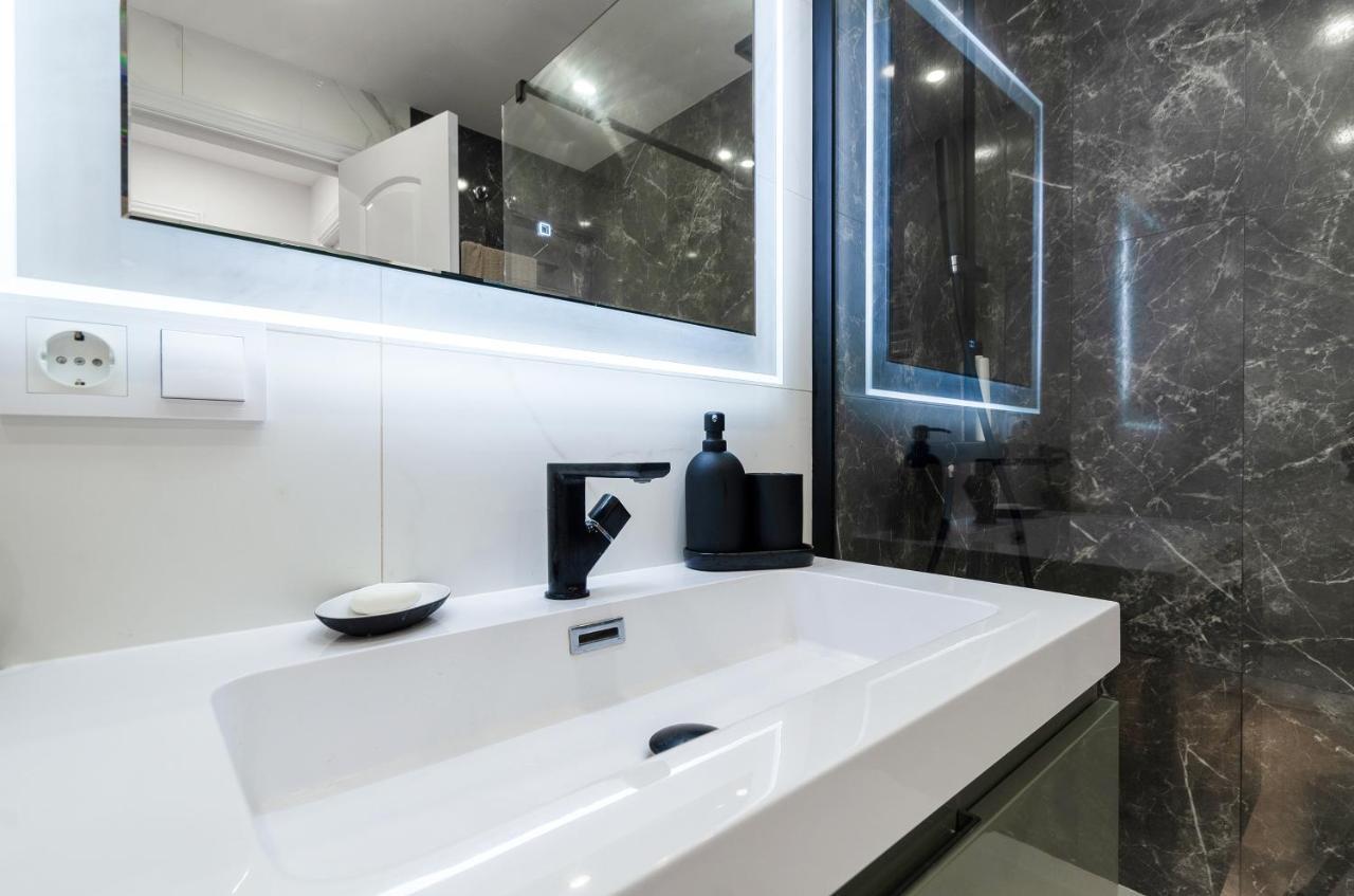 Luxury Blue Coast Seaside Retreat Marbellaアパートメント エクステリア 写真